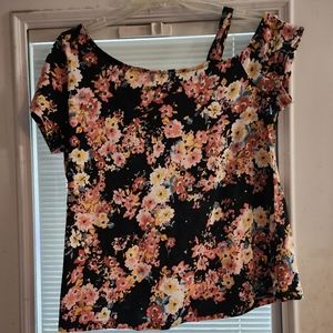 Cold Shoulder Top Size L